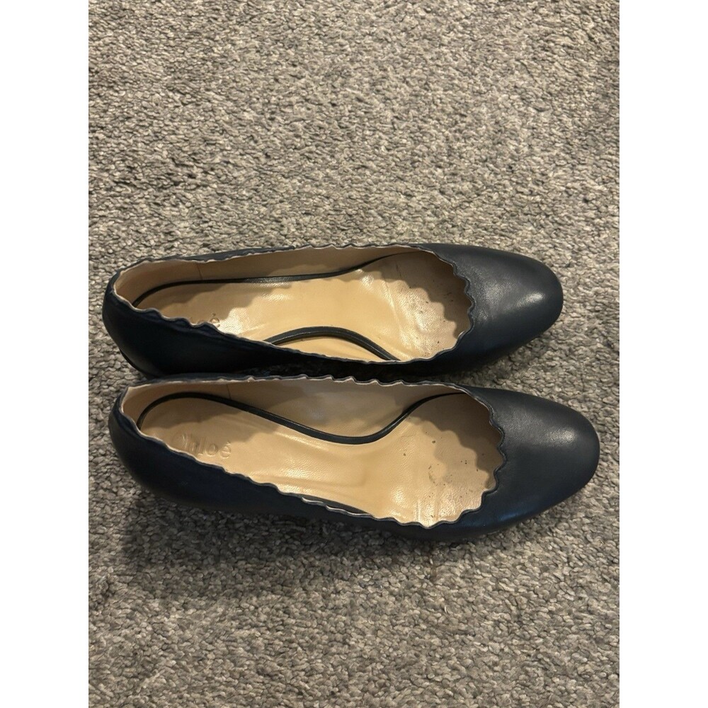 CHLOE Black Scalloped Block Heel Women’s Pumps Size 38 US 8‎